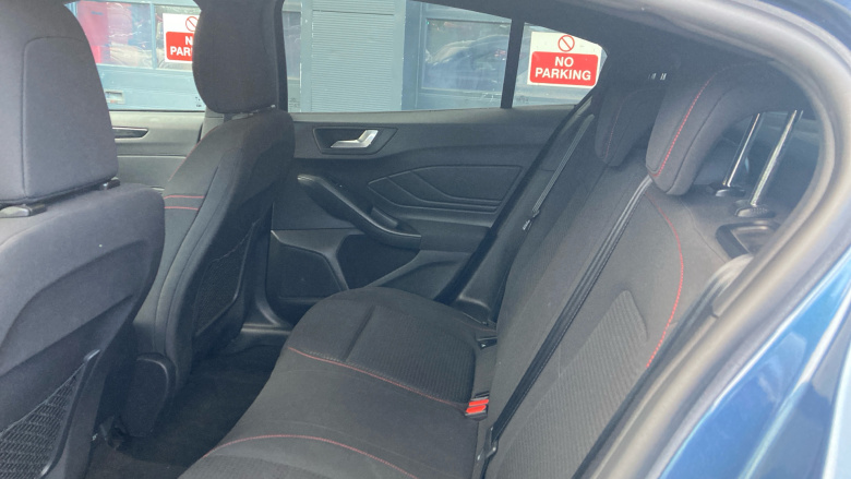 Ford Focus 1.0 EcoBoost 125 ST-Line 5dr Auto Petrol Hatchback